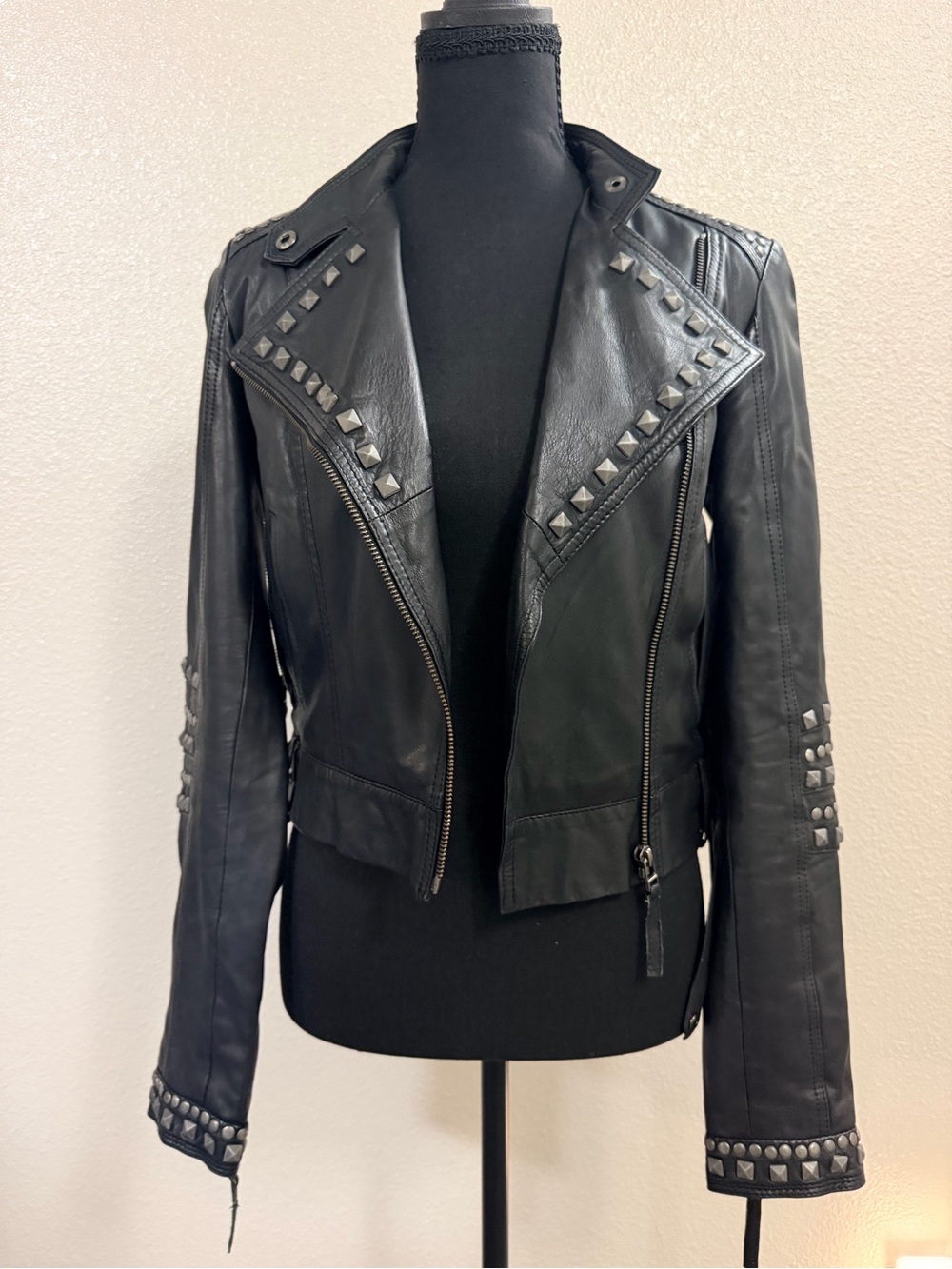 6126 by Lindsay Lohan Black Studded Leather Moto Jacket XS